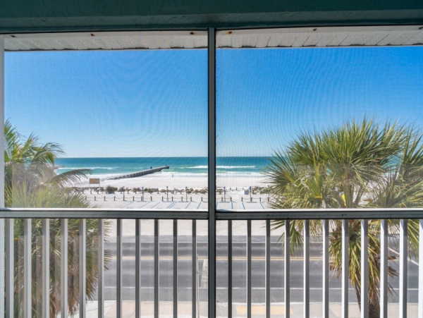 Two Bedroom Bradenton Beach Condo Gulf-Front
